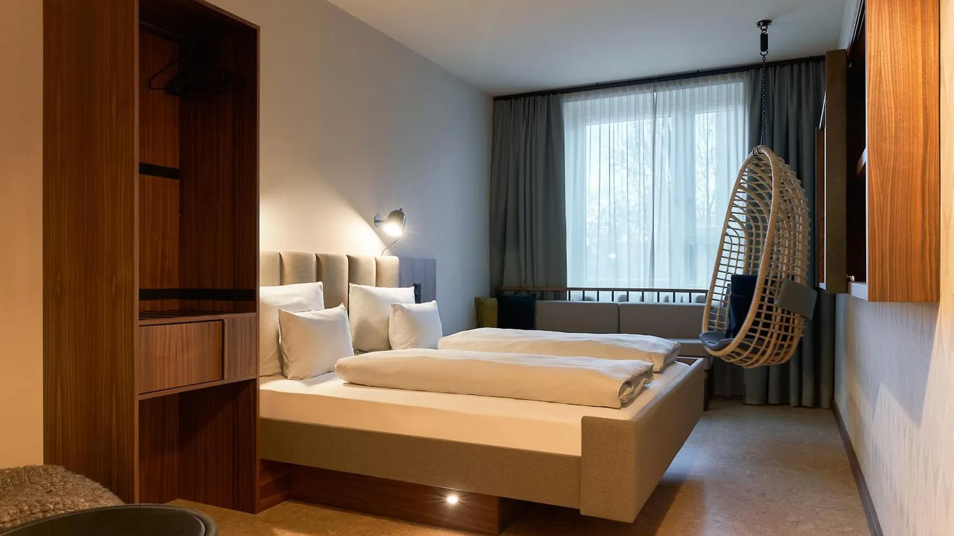 Отель Cocoon Sendlinger Tor Мюнхен 4*,  Германия