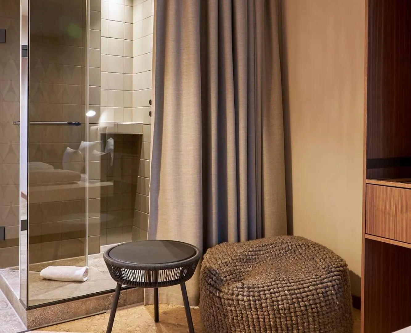 Отель Cocoon Sendlinger Tor Мюнхен