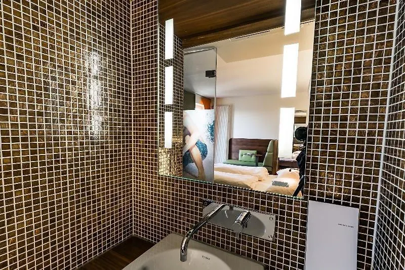 Отель Cocoon Sendlinger Tor Мюнхен 4*,  Германия
