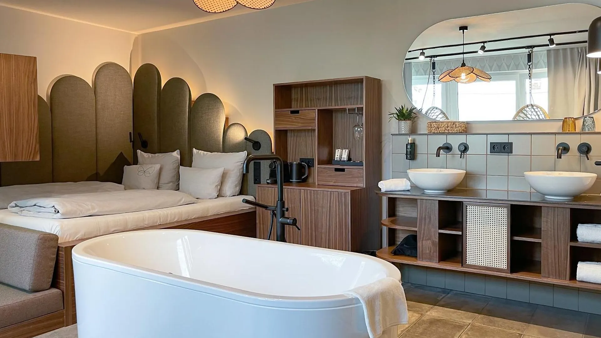 Cocoon Sendlinger Tor Hotel München 4*,