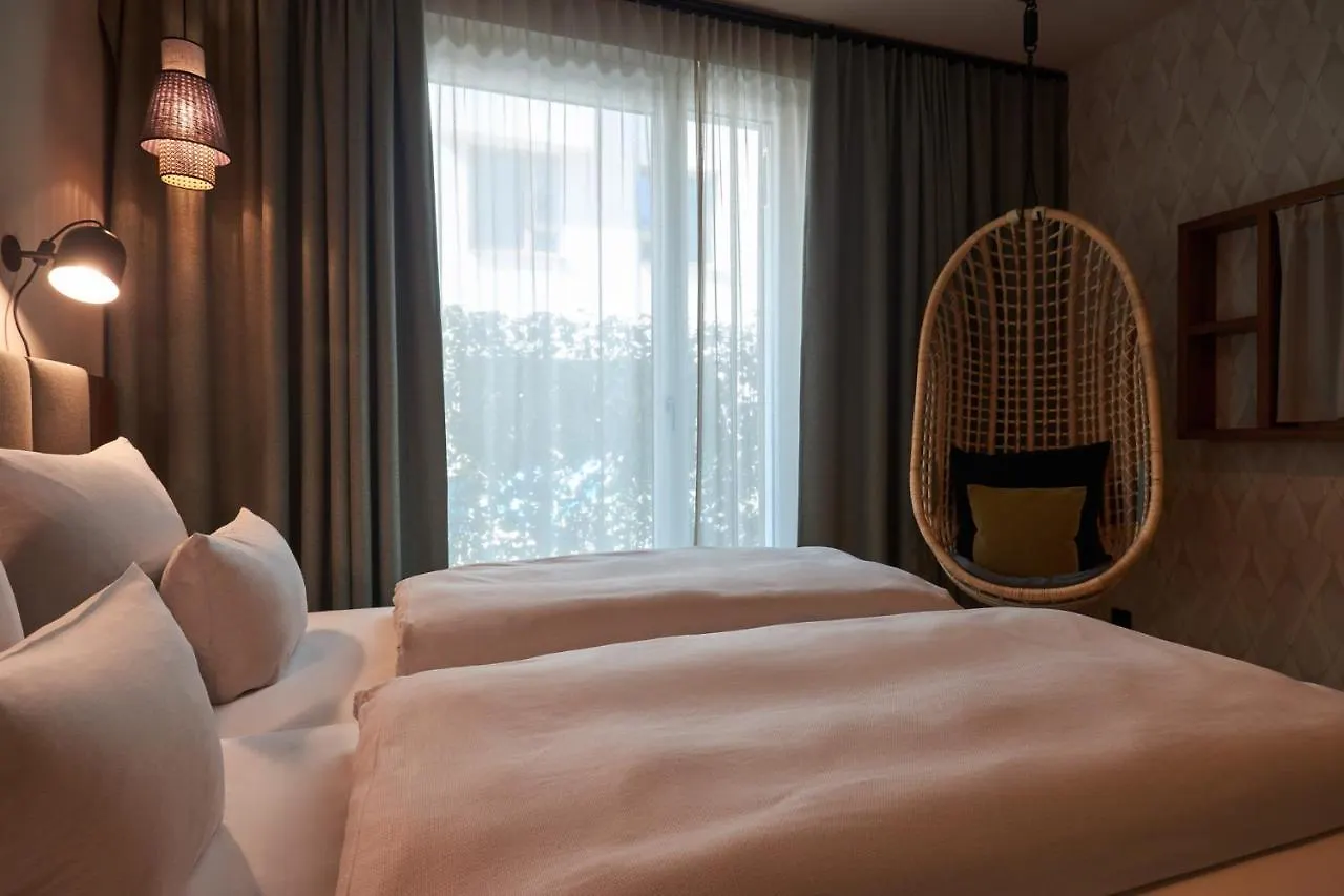Hotel Cocoon Sendlinger Tor München 4*,