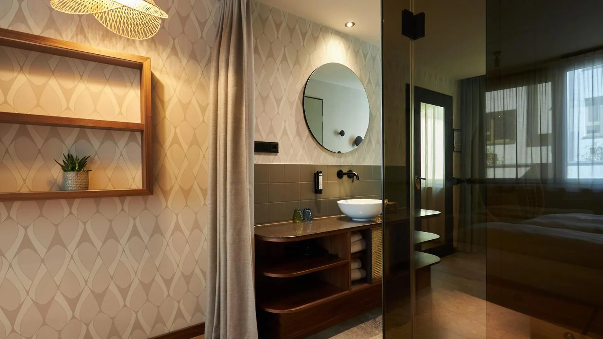 Hotel Cocoon Sendlinger Tor München 4*,